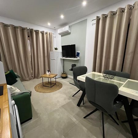 Apartment Artemis Himarë Extérieur photo