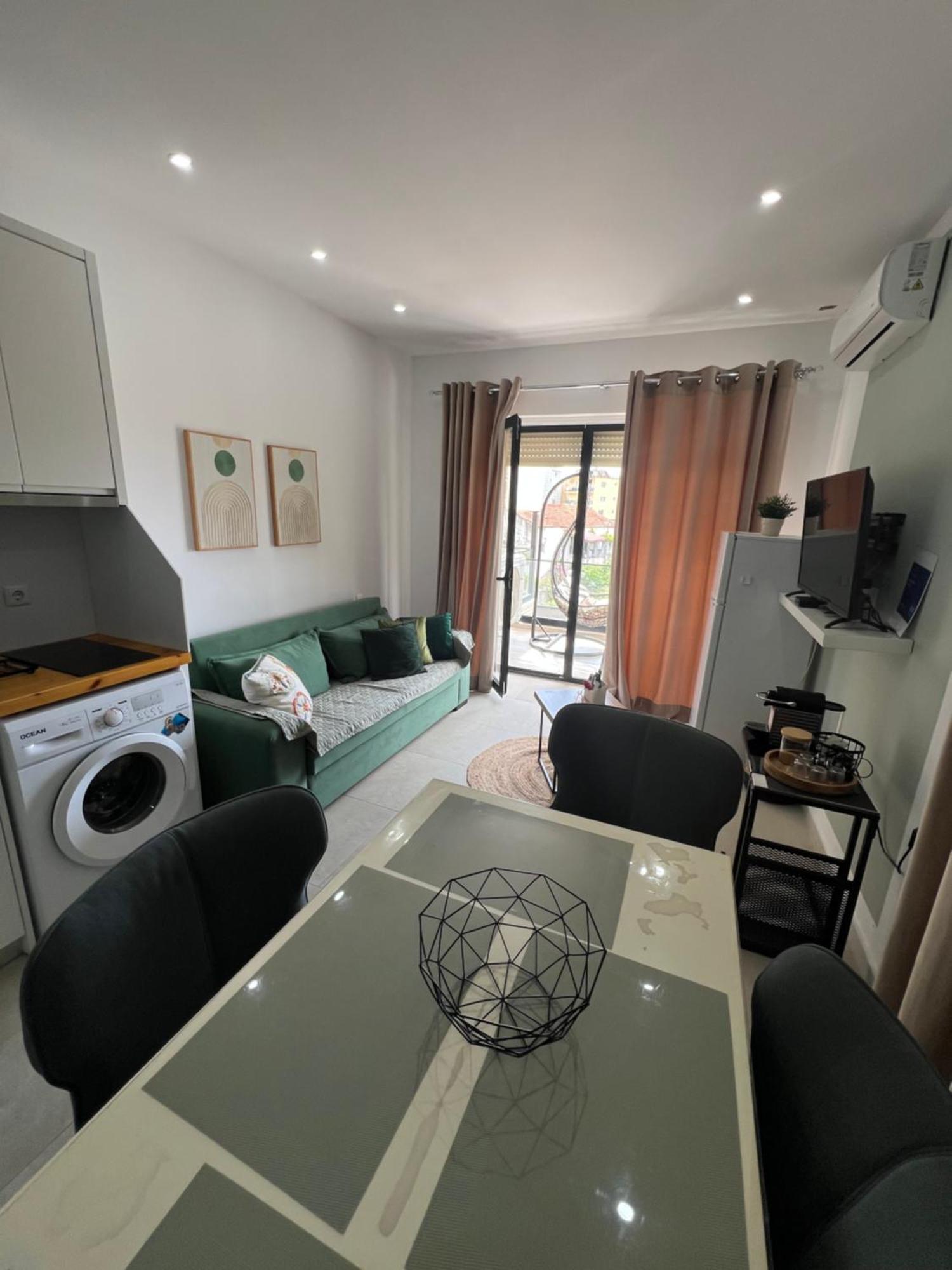Apartment Artemis Himarë Extérieur photo